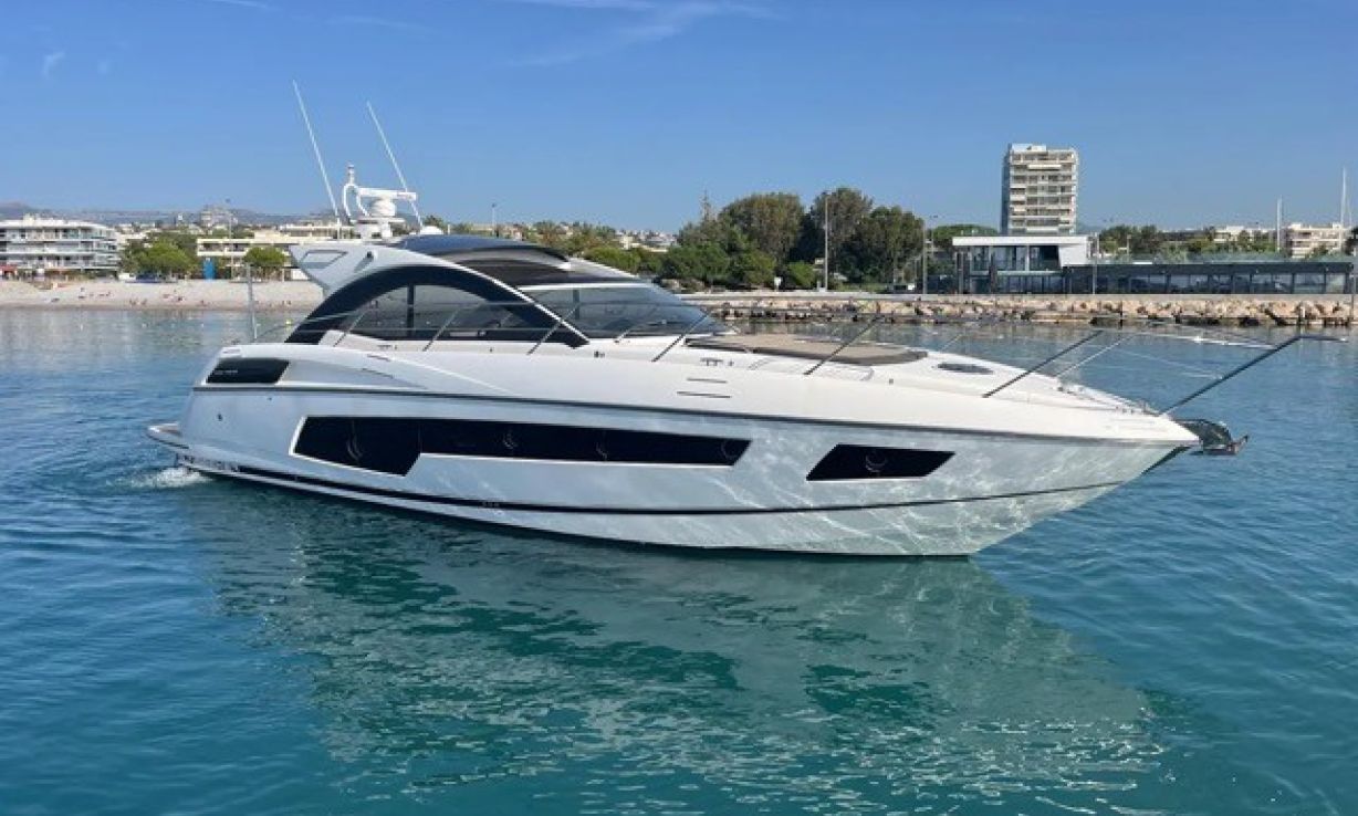 SUNSEEKER SAN REMO 485